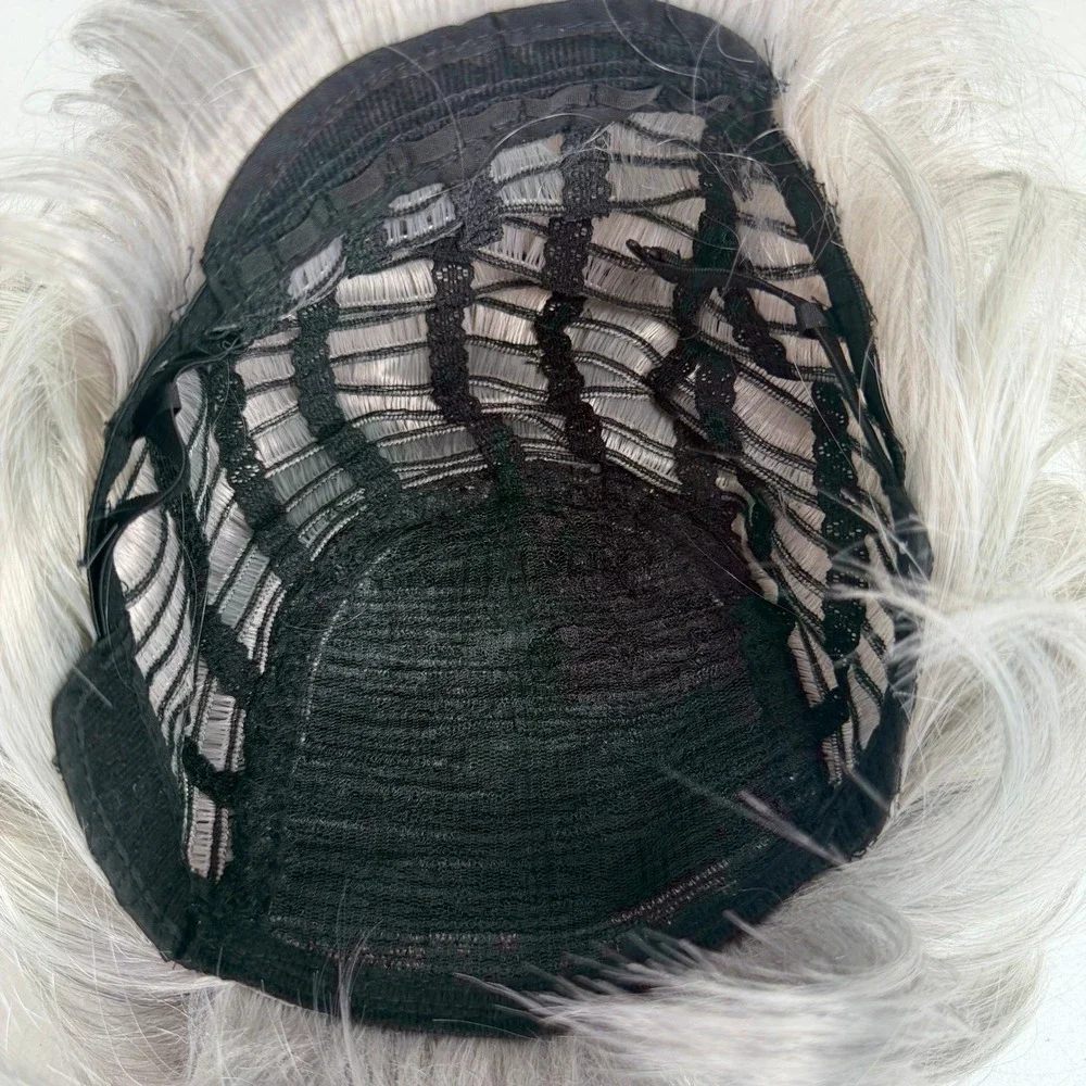 Short Wavy Wig Silver Grey Ombre Layered Synthetic Sophisticated Classy Comfort